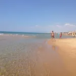 Residence Sicilia Mare Casa Vacanza Scoglitti 150 M Al Mare Apartamento *
