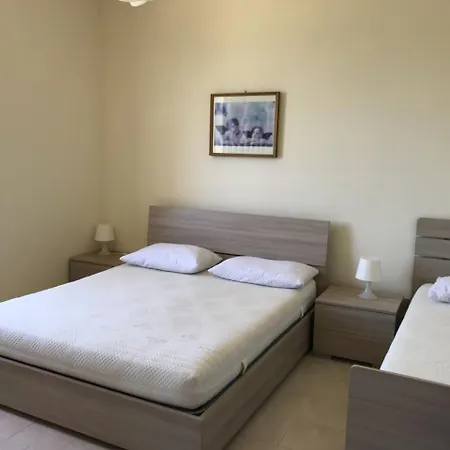 Sicilia Mare Casa 150 M Al Mare סקוליטי