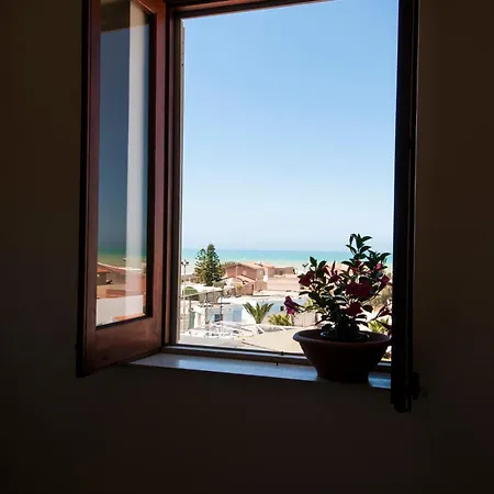 Sicilia Mare Casa 150 M Al Mare דירה *