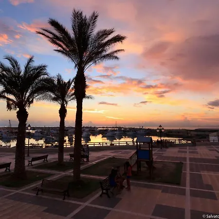 Sicilia Mare Casa 150 M Al Mare דירה